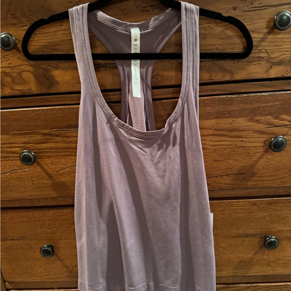 NWT lululemon swiftly tech tank - purple ash 16 - Picture 2 of 4